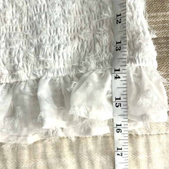 TCEC,Women's White Smocked, Square-Neck Ruffle Top, Excellent Condition,Size Med - Picture 10 of 10